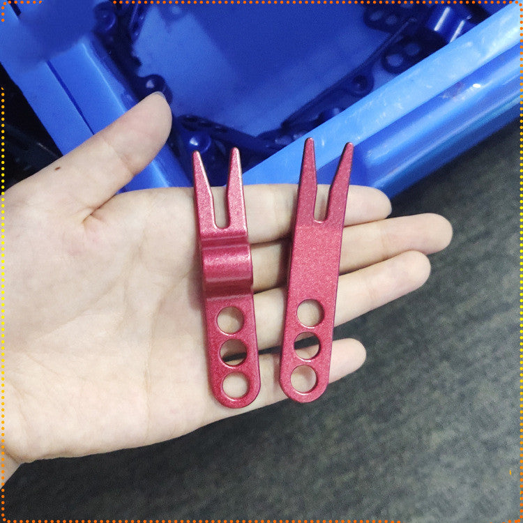 Zinc Alloy Divot Repair Tool - Red